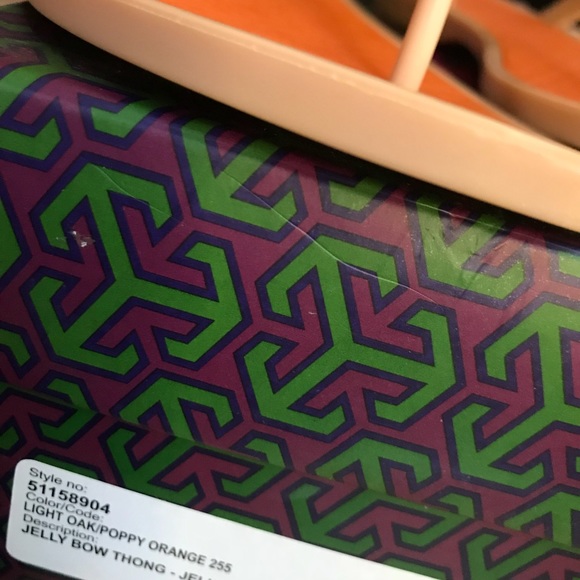 SOLD Tory Burch Jelly Bow Beach Flip Flop Sandals - Picture 7 of 8